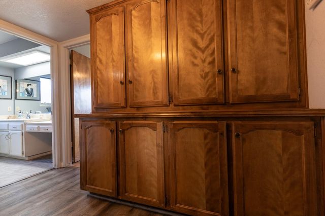 1722 Buckingham Avenue, Clovis, CA 93611