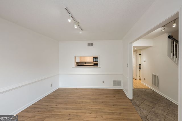 9070 Cobbler Court, Roswell, GA 30076