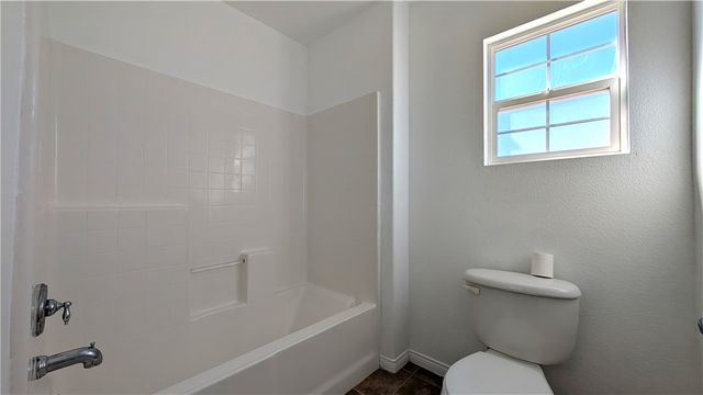 13645 Mayflower, Victorville, CA 92392