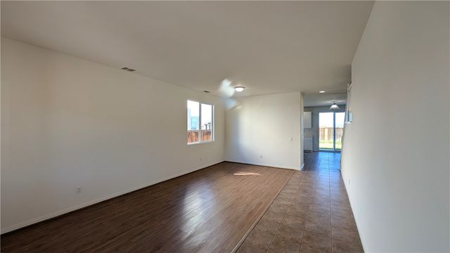 13645 Mayflower, Victorville, CA 92392