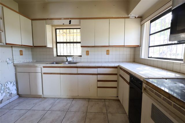 9210 SW 57th Ter, Miami, FL 33173