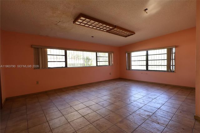 9210 SW 57th Ter, Miami, FL 33173