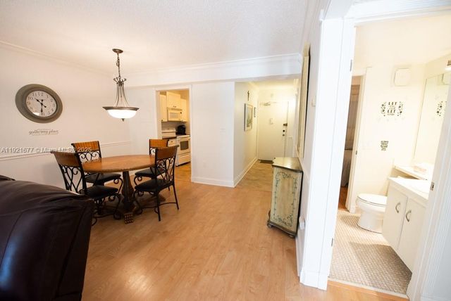 201 178th Drive 323, Sunny Isles Beach, FL 33160