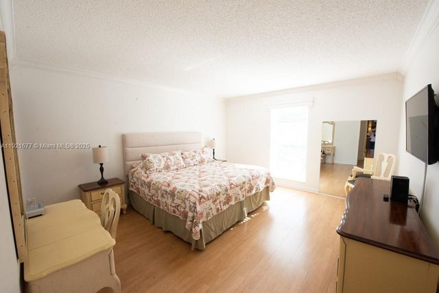 201 178th Drive 323, Sunny Isles Beach, FL 33160