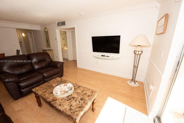 201 178th Drive 323, Sunny Isles Beach, FL 33160