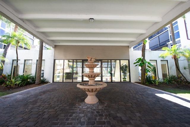 201 178th Drive 323, Sunny Isles Beach, FL 33160