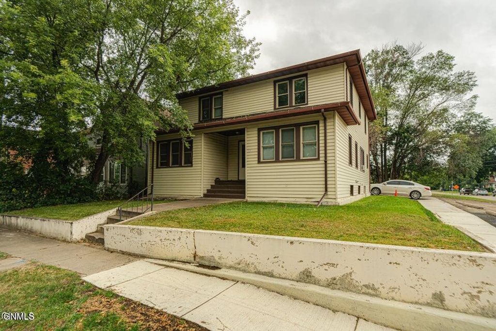 520 9th Street, Bismarck, ND 58501 photo 5