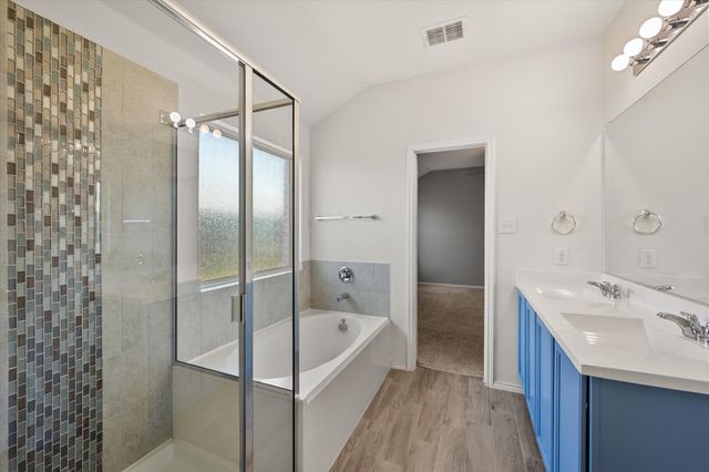 5340 Brentlawn Drive, Fort Worth, TX 76179