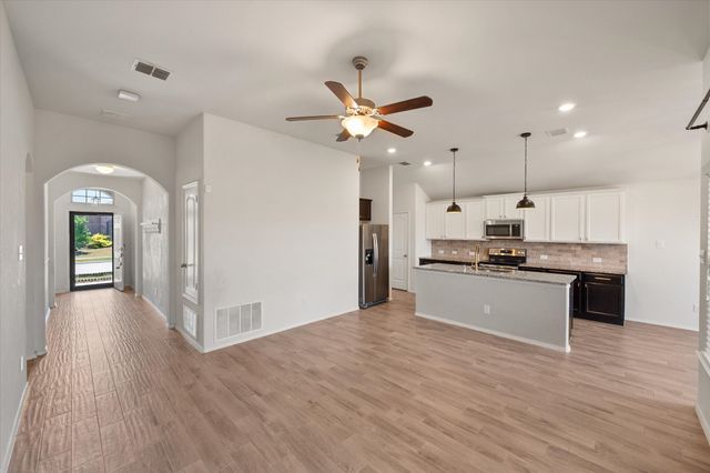 5340 Brentlawn Drive, Fort Worth, TX 76179