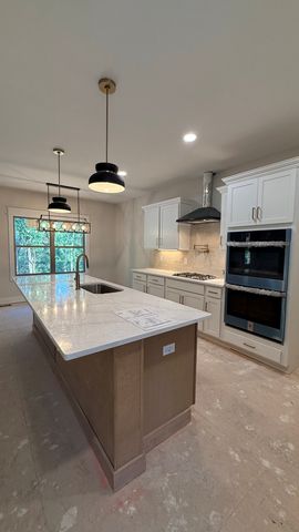 247 Young Lane, Pleasant View, TN 37146