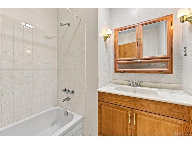 13685 W Alaska Pl, Denver, CO 80228