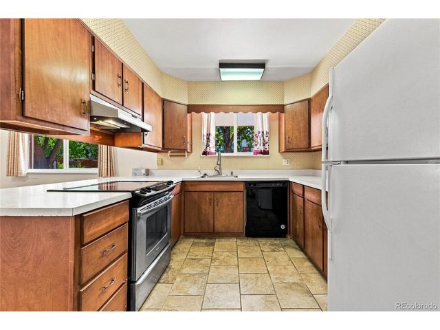 13685 W Alaska Pl, Denver, CO 80228