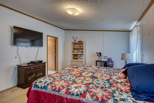 2 Windswept Road, Edgewood, NM 87015