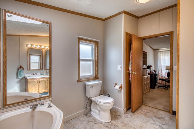 2 Windswept Road, Edgewood, NM 87015