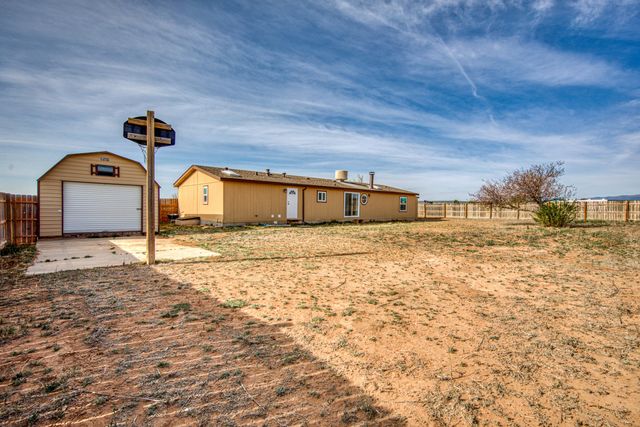 2 Windswept Road, Edgewood, NM 87015