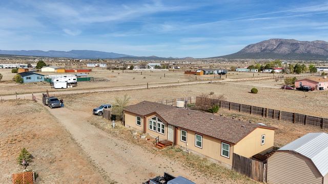 2 Windswept Road, Edgewood, NM 87015