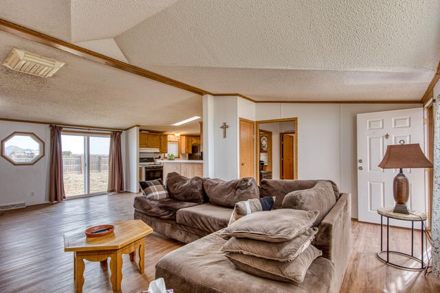 2 Windswept Road, Edgewood, NM 87015