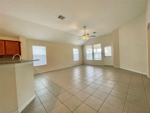 910 Pickett Hill Lane, Rosenberg, TX 77469