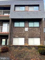 3198 OLD POST DR #3198-12, Pikesville, MD 21208