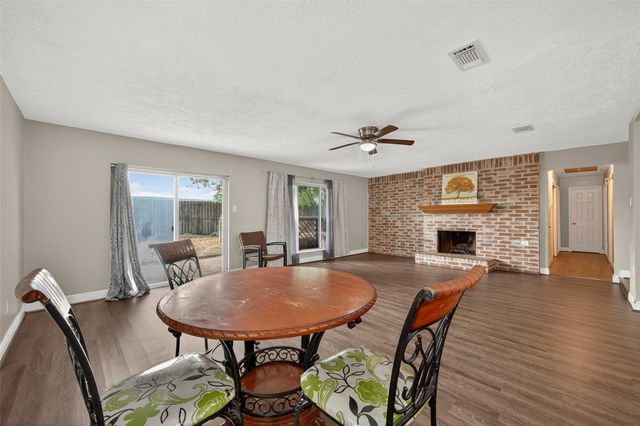 7727 Westbank Avenue, Houston, TX 77064