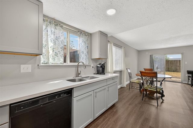 7727 Westbank Avenue, Houston, TX 77064