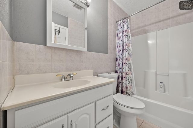 7727 Westbank Avenue, Houston, TX 77064