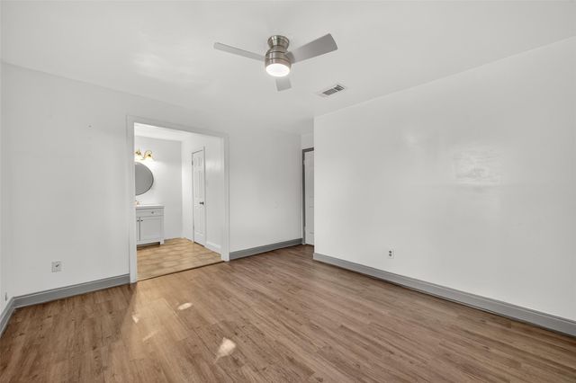 7727 Westbank Avenue, Houston, TX 77064