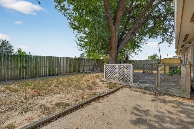 7727 Westbank Avenue, Houston, TX 77064