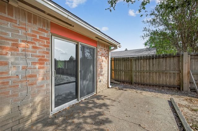 7727 Westbank Avenue, Houston, TX 77064