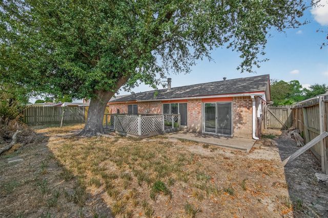 7727 Westbank Avenue, Houston, TX 77064
