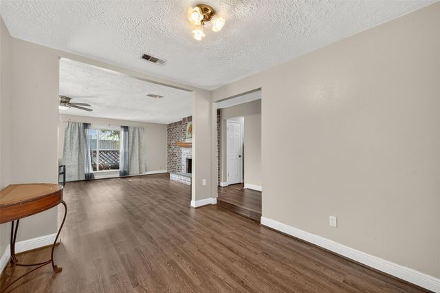 7727 Westbank Avenue, Houston, TX 77064