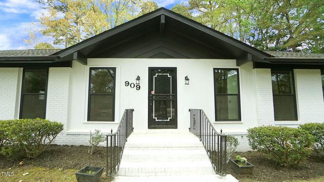 909 Windcrest Road, Durham, NC 27713