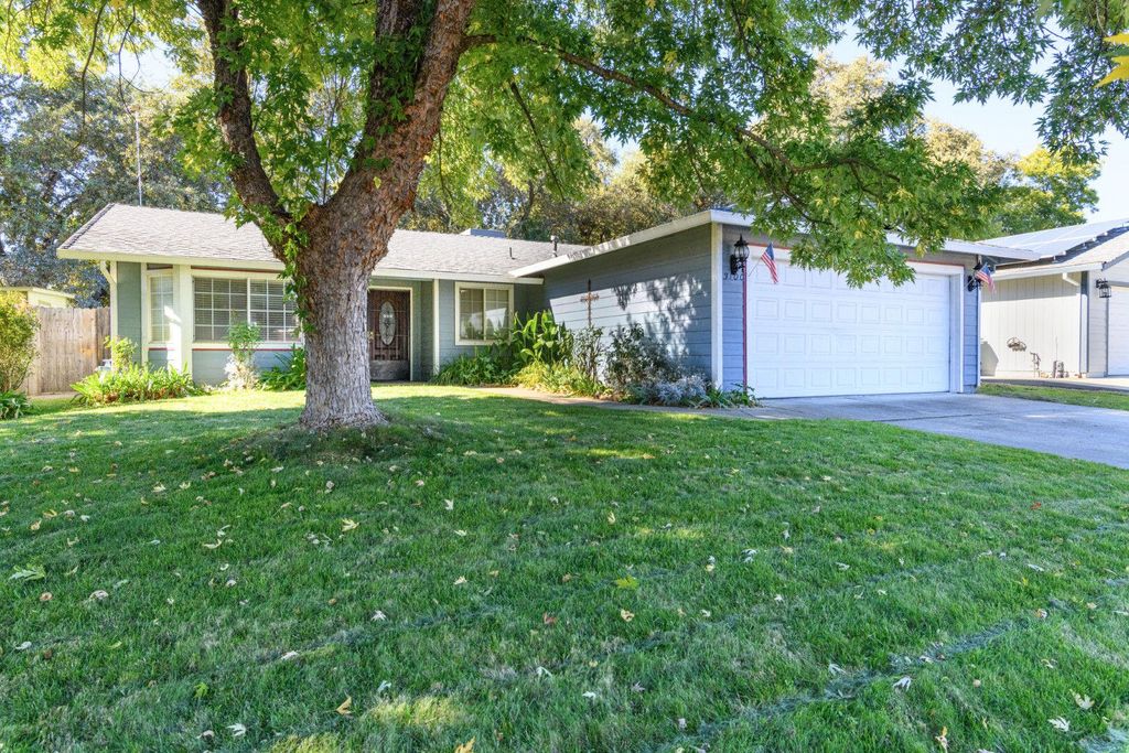 3100 Driftstone Drive, Anderson, CA 96007