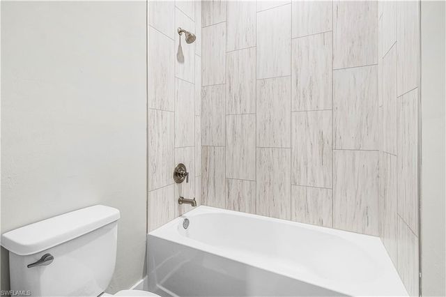 4521 Agualinda BLVD, Cape Coral, FL 33914