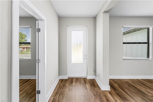 4521 Agualinda BLVD, Cape Coral, FL 33914