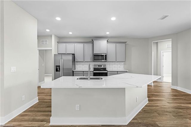 4521 Agualinda BLVD, Cape Coral, FL 33914