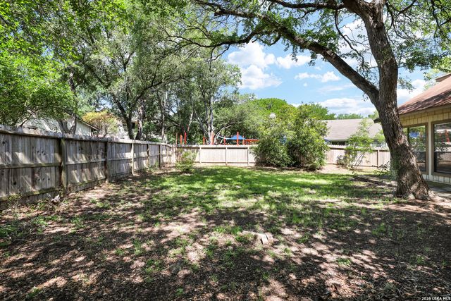 13802 CYPRESS HOLLOW DR, San Antonio, TX 78232