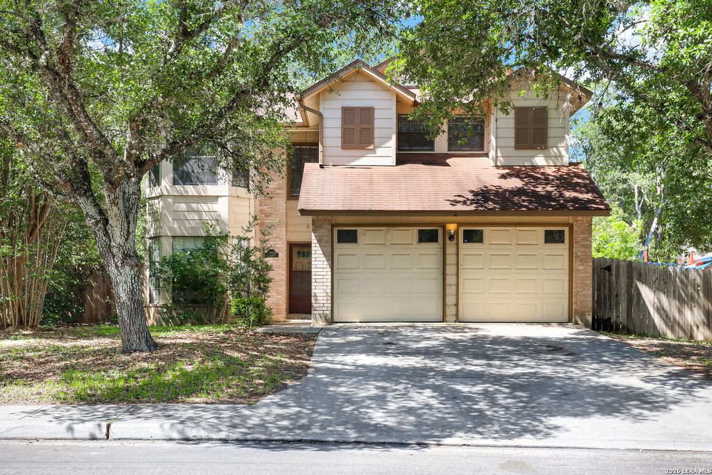 13802 CYPRESS HOLLOW DR, San Antonio, TX 78232