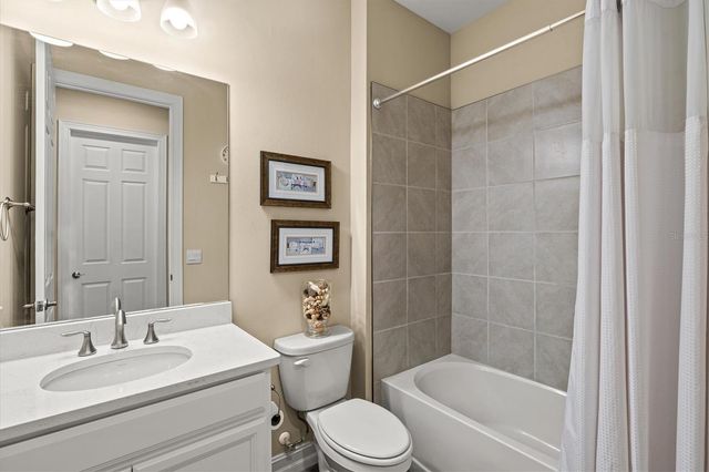 208 IBIZA LOOP, Venice, FL 34292