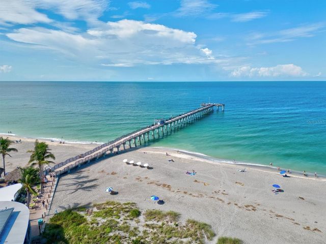 208 IBIZA LOOP, Venice, FL 34292