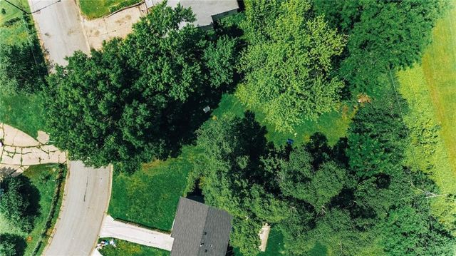 6111 E 151st Terrace, Grandview, MO 64030