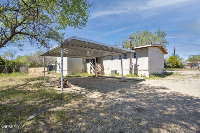 150 W 4th Avenue, Sun Valley, NV 89433
