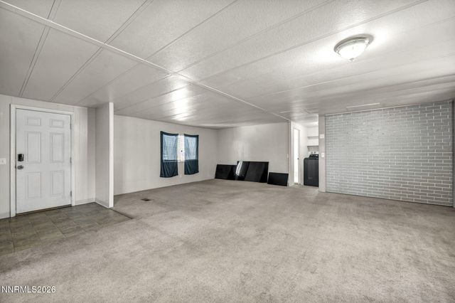 150 W 4th Avenue, Sun Valley, NV 89433