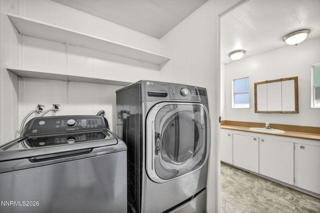 150 W 4th Avenue, Sun Valley, NV 89433