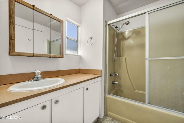 150 W 4th Avenue, Sun Valley, NV 89433
