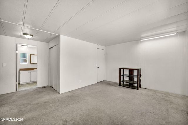 150 W 4th Avenue, Sun Valley, NV 89433