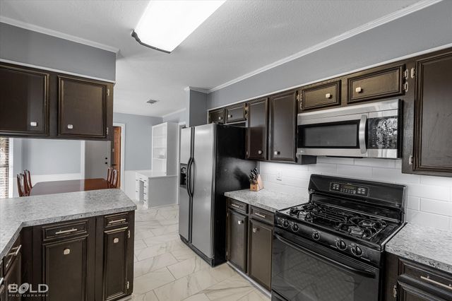 9910 Beaver Creek Drive, Shreveport, LA 71106