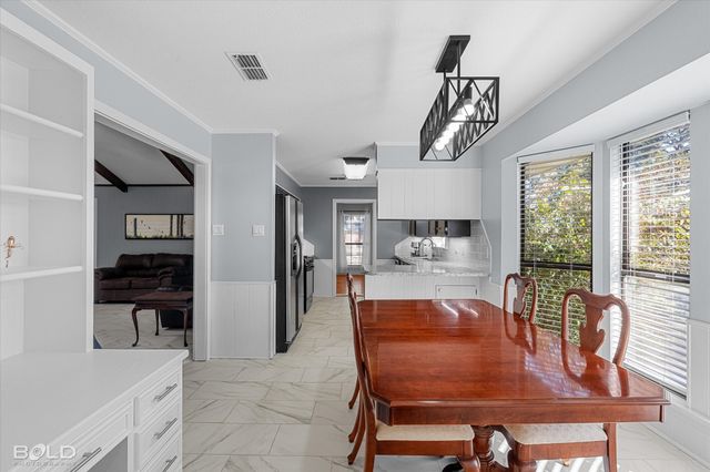 9910 Beaver Creek Drive, Shreveport, LA 71106