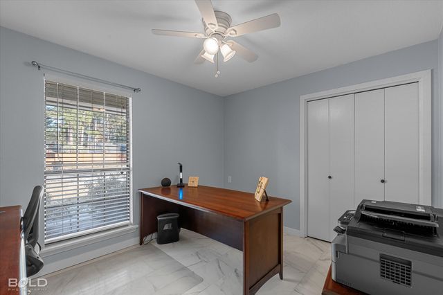 9910 Beaver Creek Drive, Shreveport, LA 71106