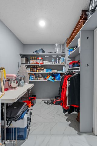 9910 Beaver Creek Drive, Shreveport, LA 71106